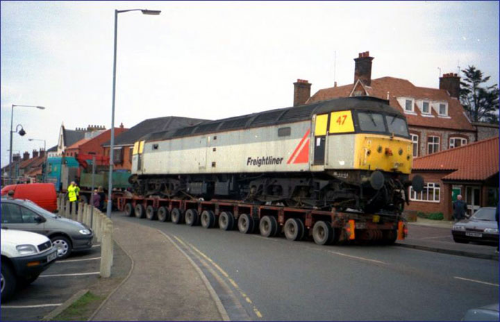 47367 starts to negotiate car park at Sheringham station on 07/02/03, Photo by Graham Measures