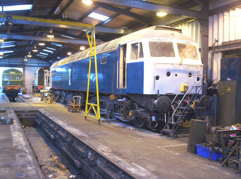 BR Blue body sides and white undercoat front end on 04/05/10, Photo by Andr Kent